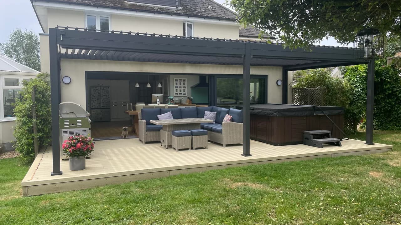 Customer image of our Nova Titan Pergola